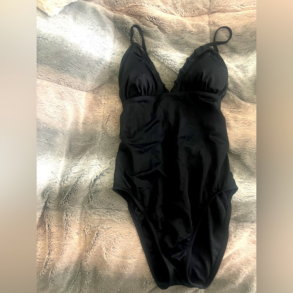 Time and tru women’s bathing suit